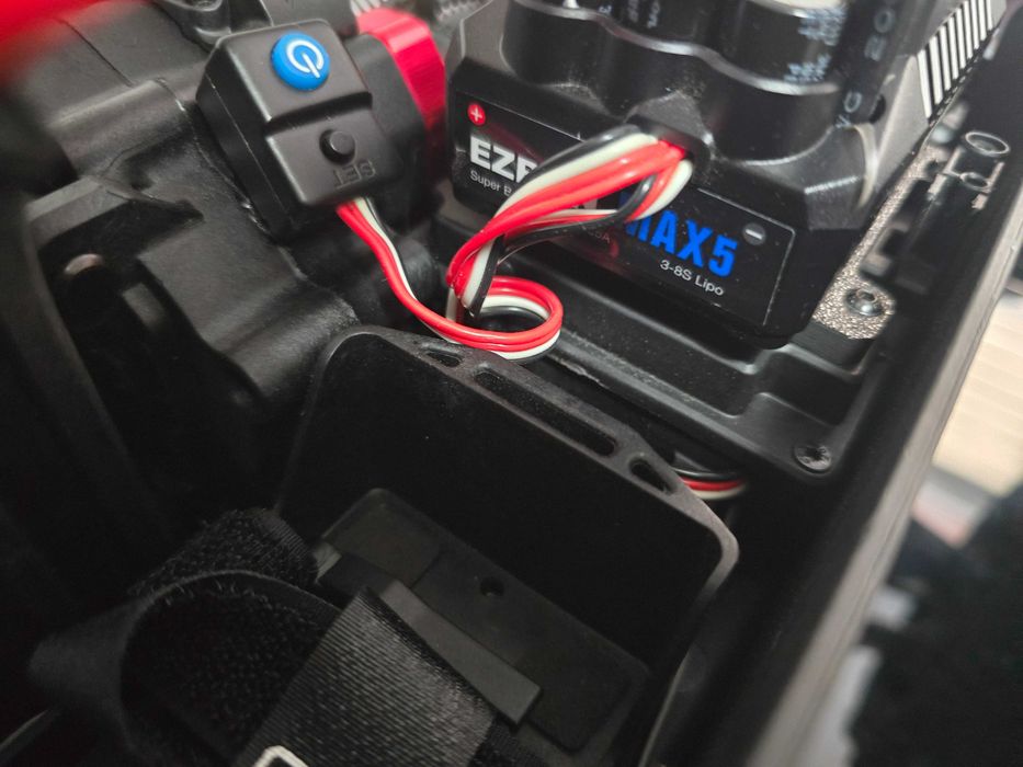 Arrma outcast 8s exb