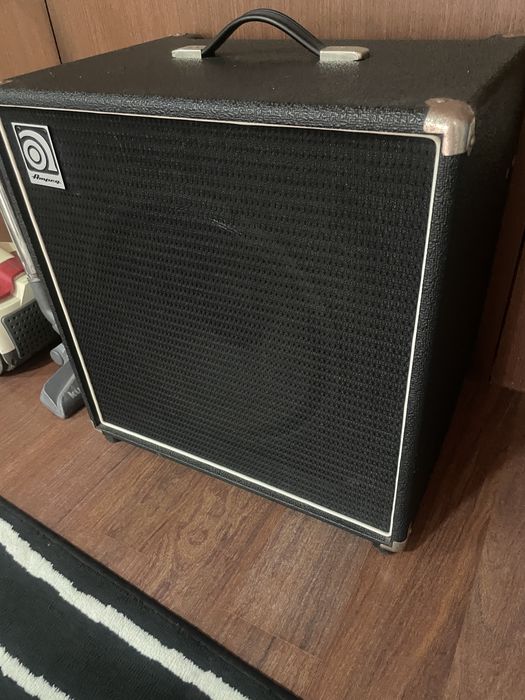 Ampeg BA115 (sem amp)