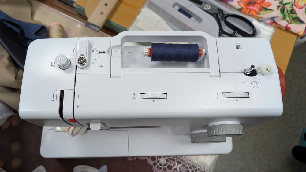 Швейна машина Bernette b05 Crafter