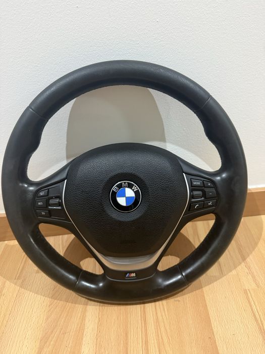 Volante BMW série 1 116i sport
