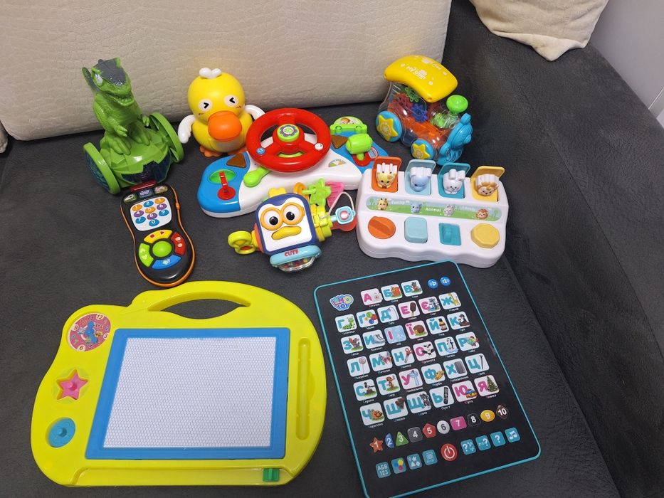 Інтерактивні іграшки, музичні