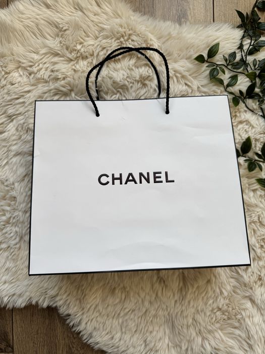 Torba papierowa Chanel biała