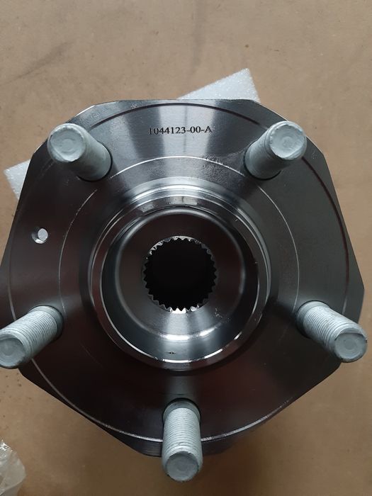 Ступиці Tesla Model 3 / Y 1044123-00-А