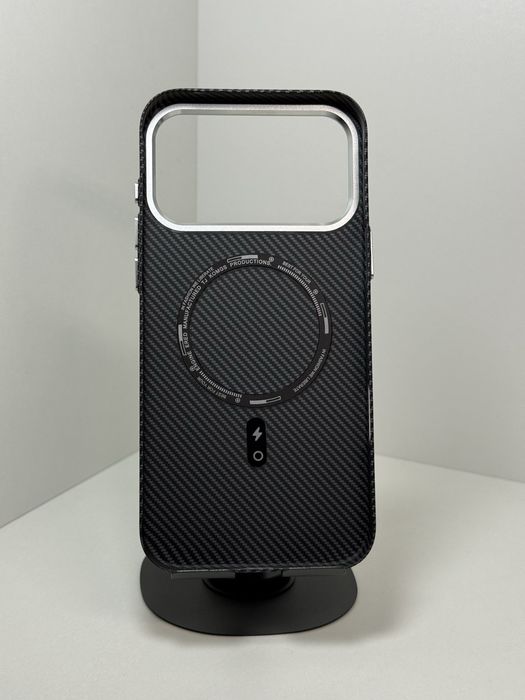 Чехол iphone 17 pro max чорный карбоновый магсейф. Чохол айфон 17 про