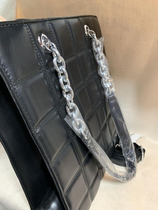 Sprzedam  torebkę  A4