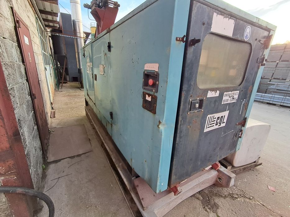 Agregat prądotwórczy 100 kv  AVR