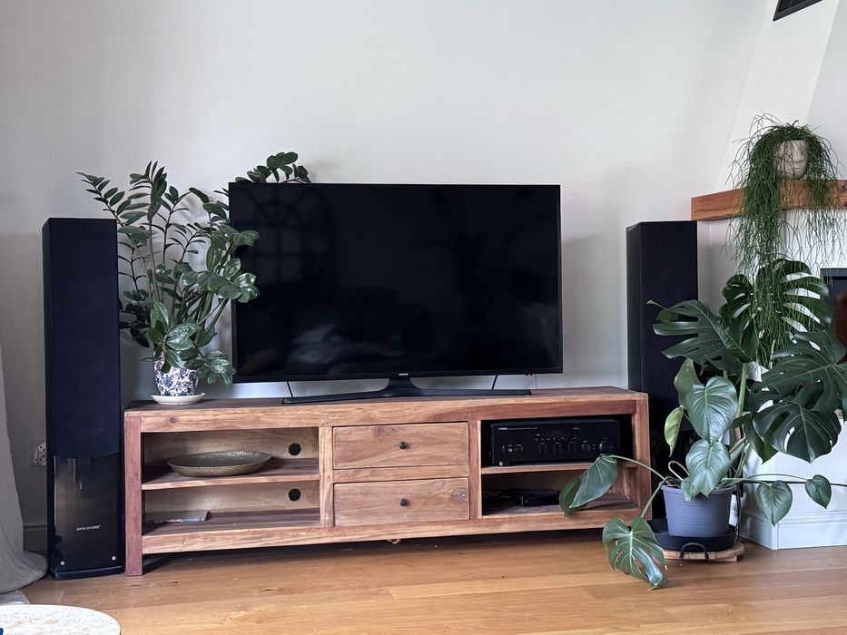 Tv samsung eu50ku6072u 50 cali LED youtube netflix