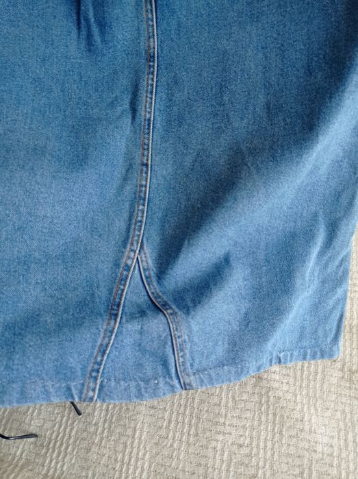 Modna spódnica damska jeansowa