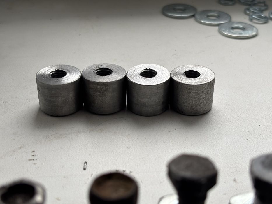 Металеві втулки в ступецю зірки Демпфери! Надійна заміна сайлентблоків