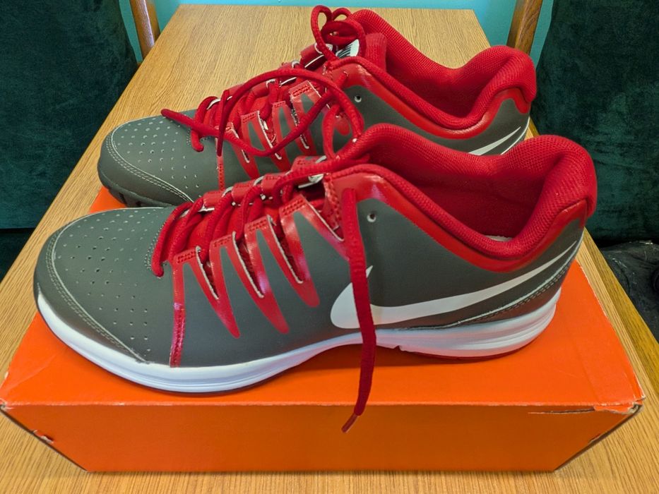 Nowe buty Nike Vapor Court