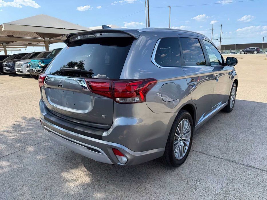 Mitsubishi Outlander PHEV SEL      2018