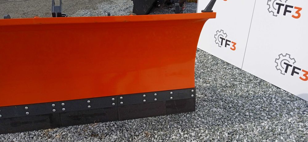 Pług komunalny do śniegu 2,6m firmy Metal Technik