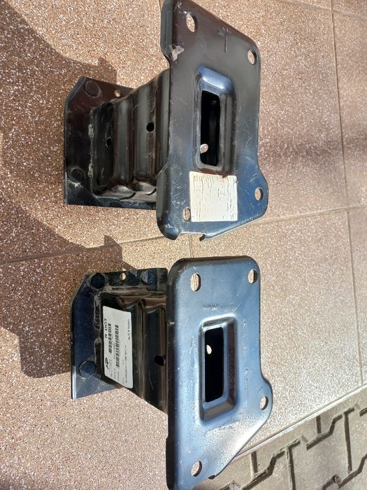 Nissan Rogue 2014-2020 крепление усилителя (кранштейны)