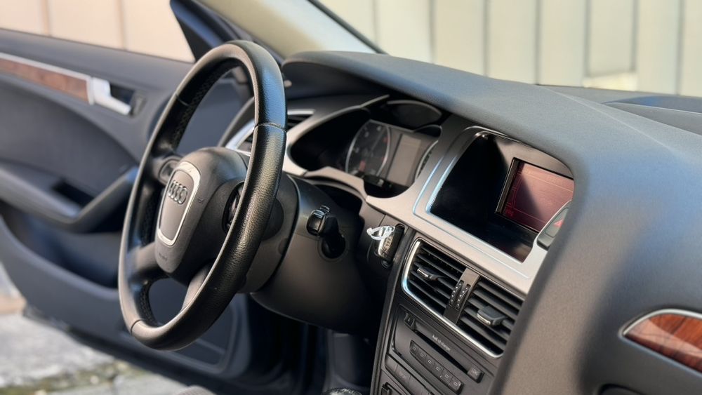 Audi a 4 b8 2.7 TDI automat