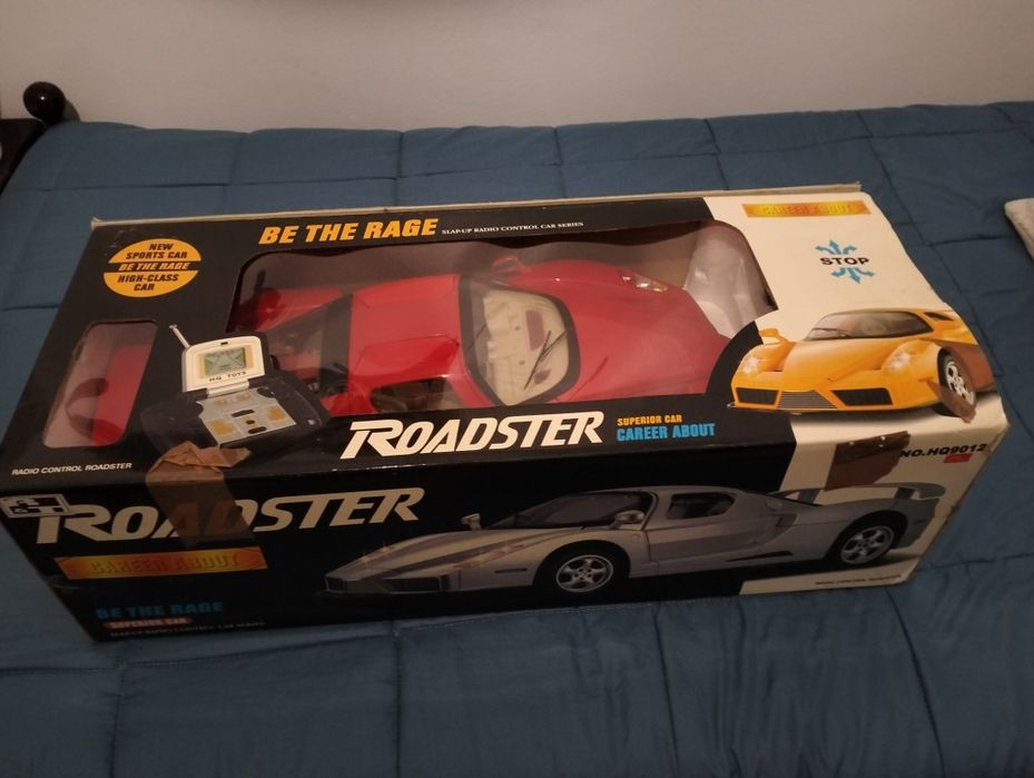 Carro RC Ferrari telecomandado