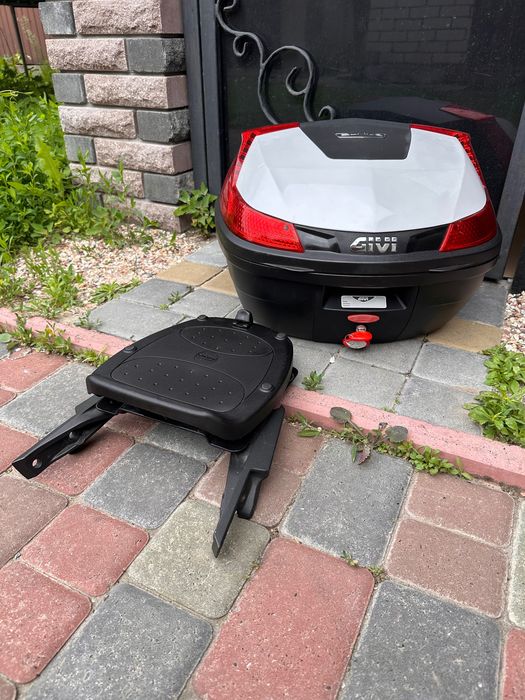 Кофр Givi Blade Kawasaki Versys 650