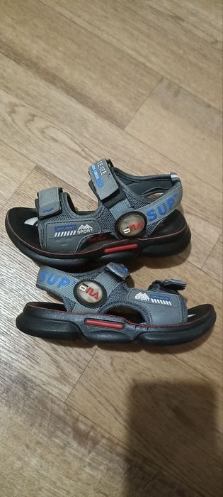 Босоножки сандалии для мальчика 29 р.