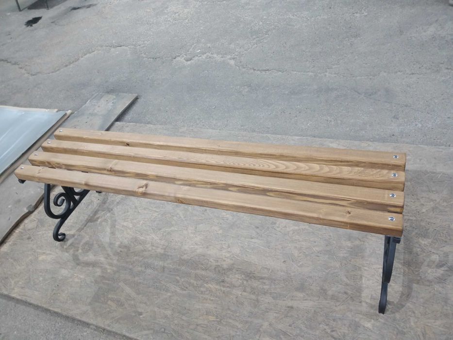 Лавка зі спинкою  та без спинки