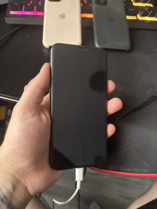 Iphone 11 pro.