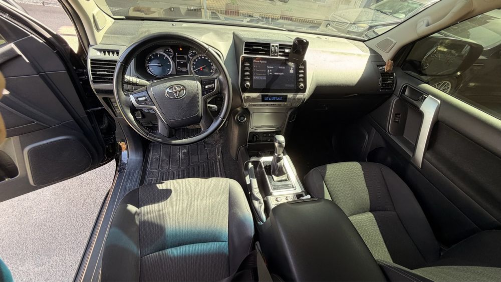 Toyota Land Cruiser Prado 2022