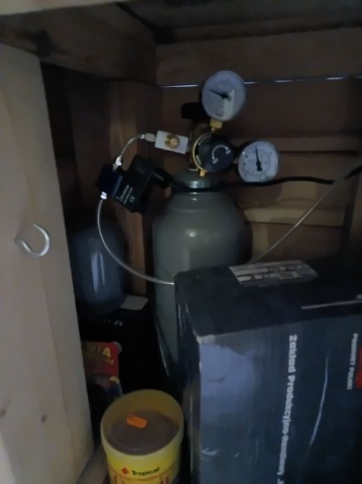 Akwarium 200L z szafką, CO2, osprzęt.