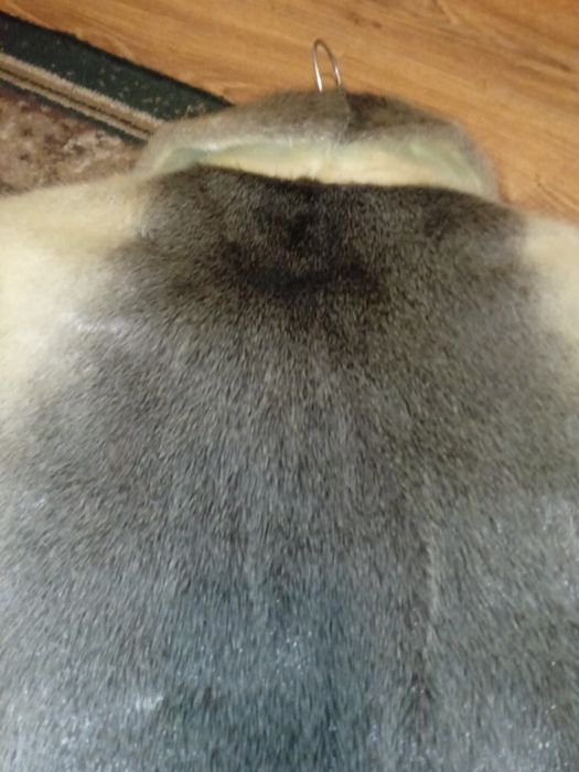 Продам шубу натуральне хутро