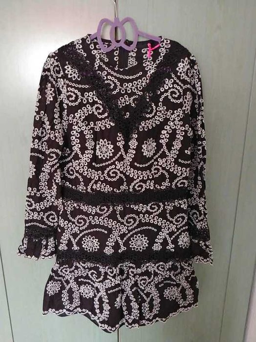 By very haftowana sukienka