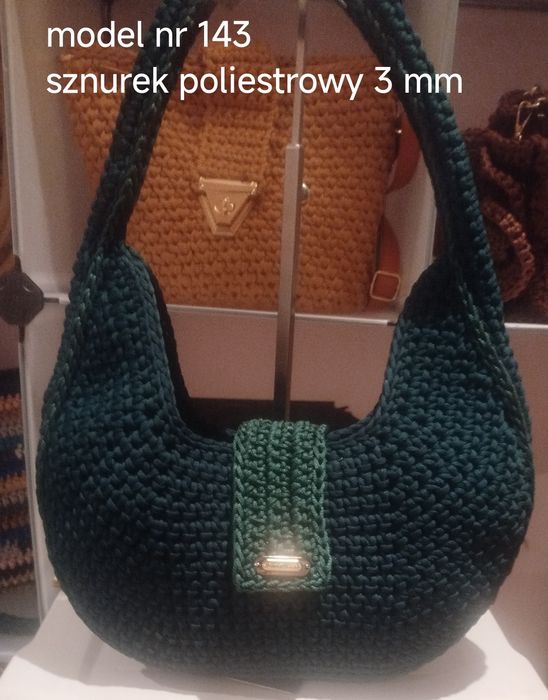 Unikatowa torebka damska zrobiona na szydełku