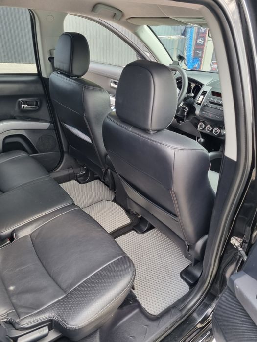 Peugeot 4007 2010 р.2.2 дизель автомат.