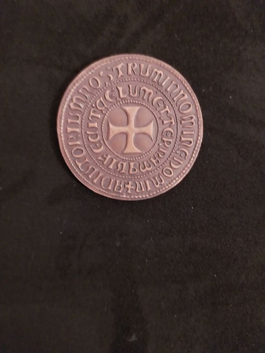 Vendo medalha   em bronze antiga