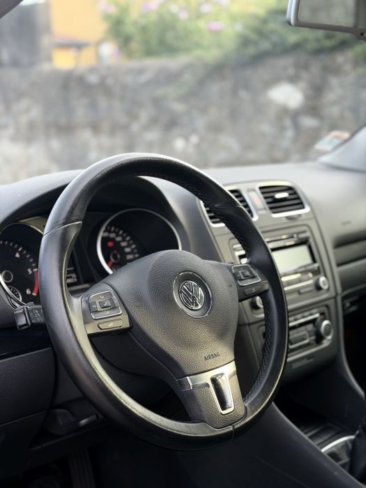 Volkswagen Golf VI 1.6 TDI 105CV — TRATO DE FINANCIAMENTO