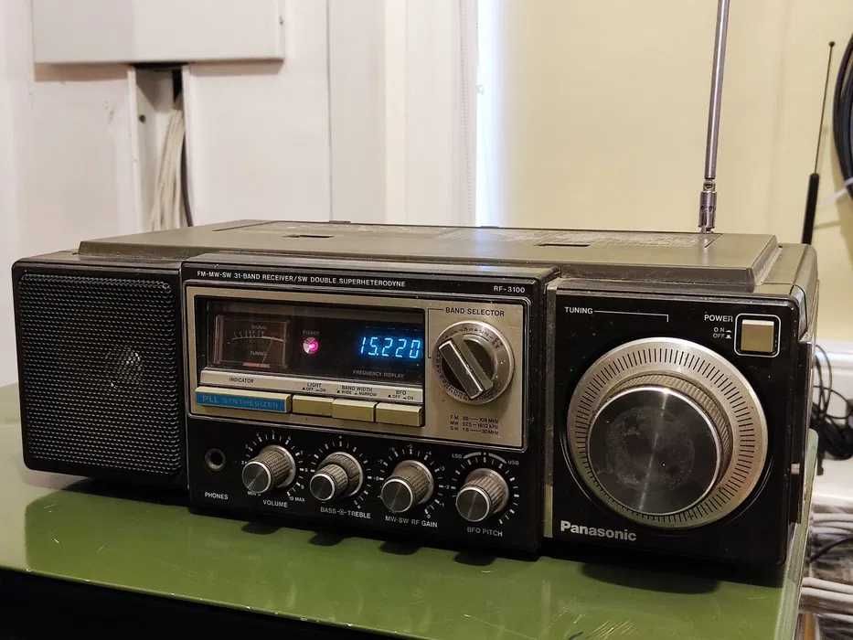 Zestaw radio Panasonic RF3100 + filtr Collinsa (0,525 ... 30,0 MHz)
