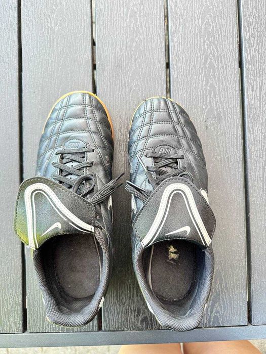 Футзалки Nike Tiempo