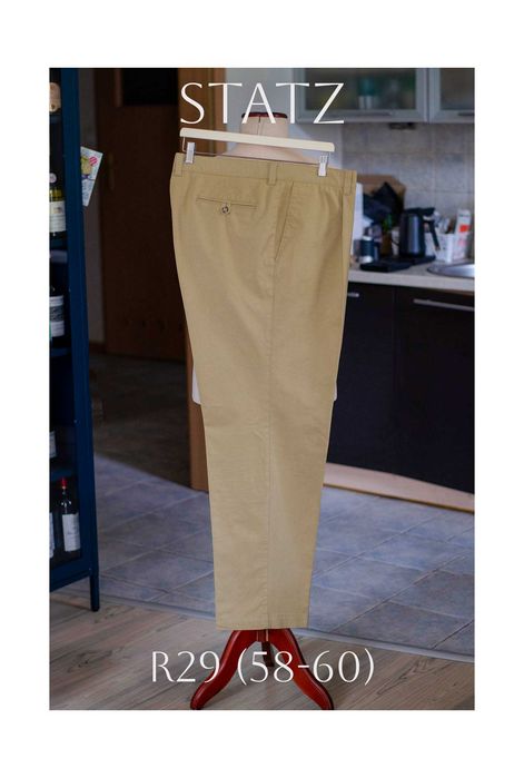 Jakościowe chinosy Statz r29 (58-60), zakładki, bawełna beżowe spodnie