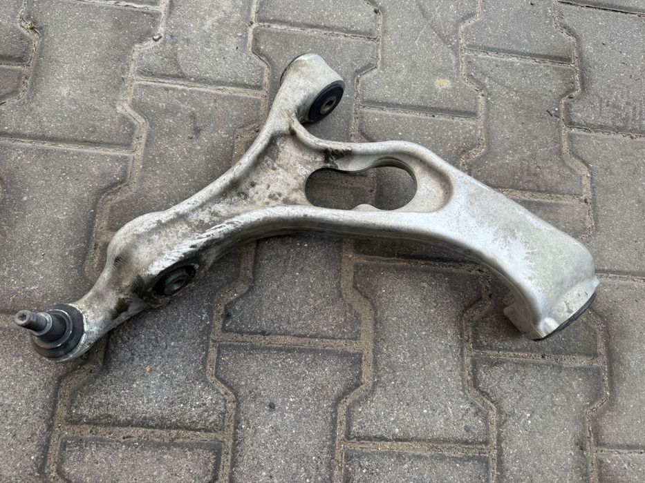 Wahacz przedni PRAWY Porsche Cayenne Q7 Touareg 7P0