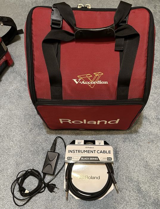 Concertina Roland FR-18