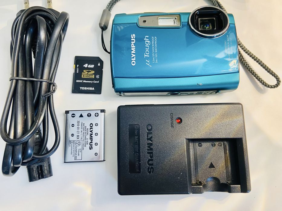 Olympus µ Tough-3000 zestaw świetny stan