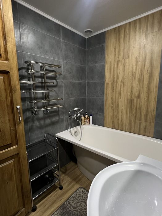 Продам 5ти.ком.квартиру на Николаевке.