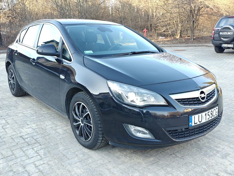 Opel Astra J 1.4T 140KM 2010r. Dwa komplety kół! Ew.zamiana na tańsze