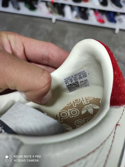 ОРИГІНАЛ 100% Кросівки Adidas Country OG Off White Scarlet Men's - JI2
