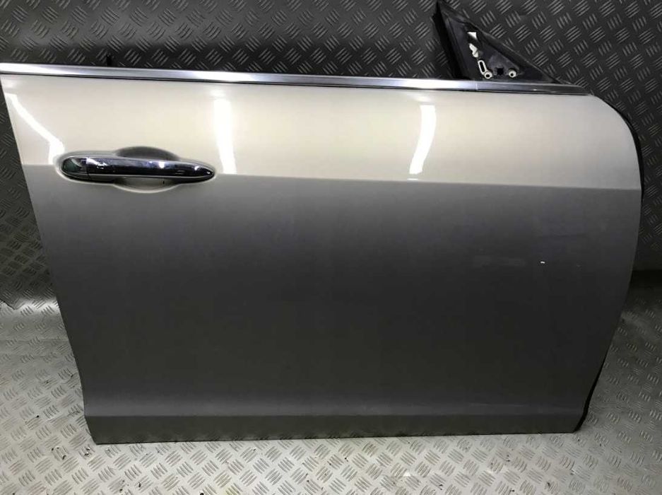 Двері Maserati Quattroporte M156 передні або задні праві ліві разборка