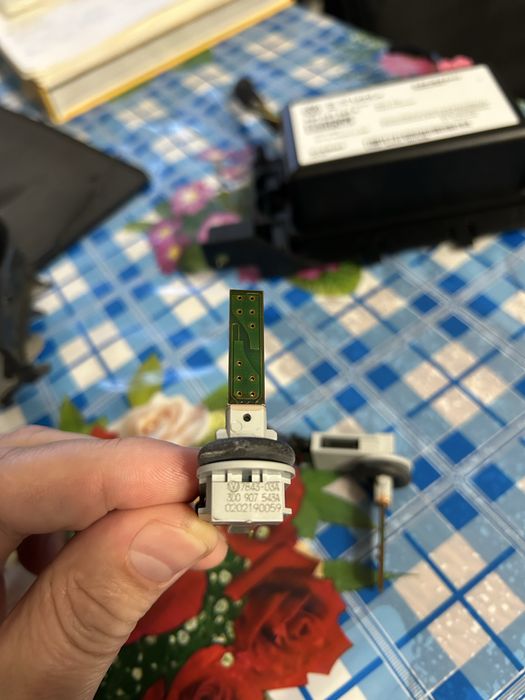 Заглушка буксирувального крюка VW Atlas