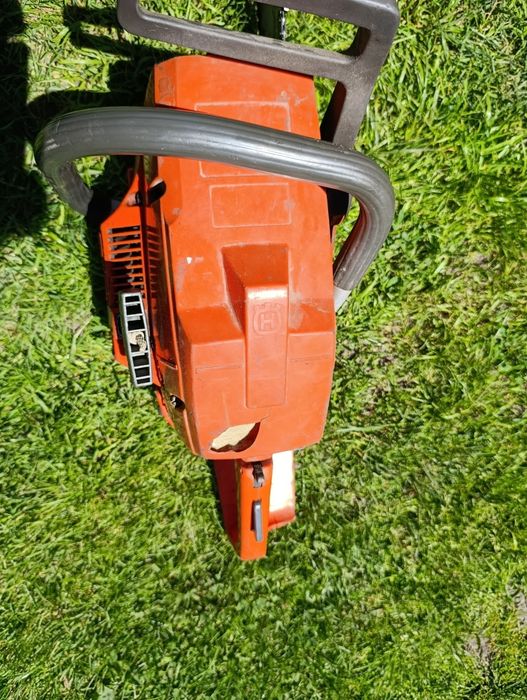 Продам бензопилку Husgvarna 61