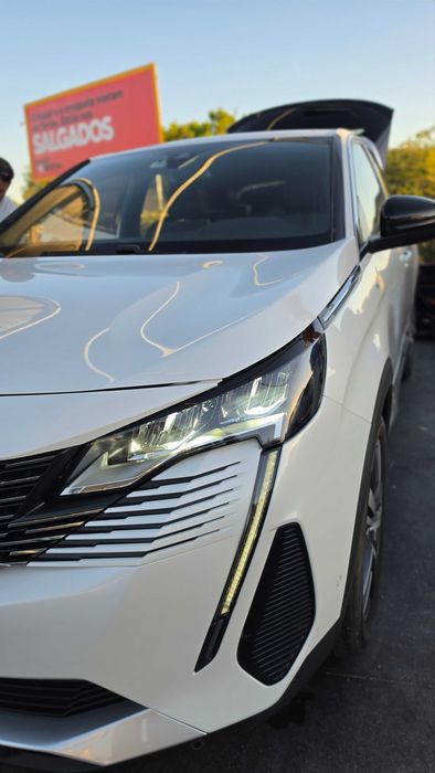 Peugeot 3008 Allure Hybrid Plug In, como novo