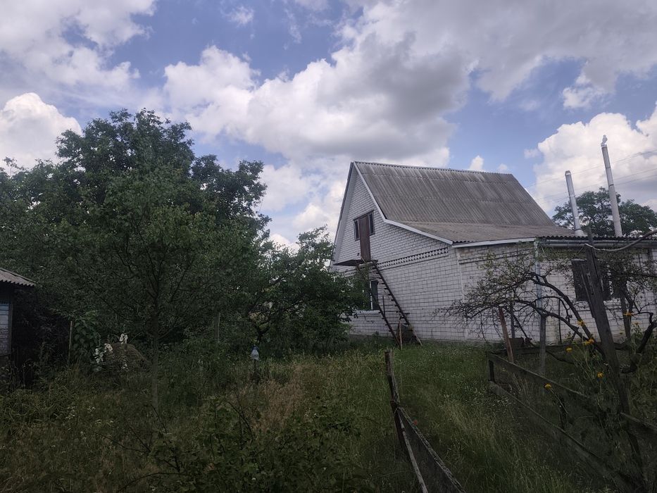 Продам будинок в селі Коржі Київської області