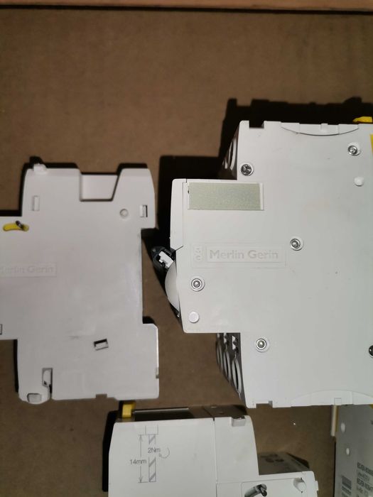 Автоматические выключатели  Schneider Acti 9 France