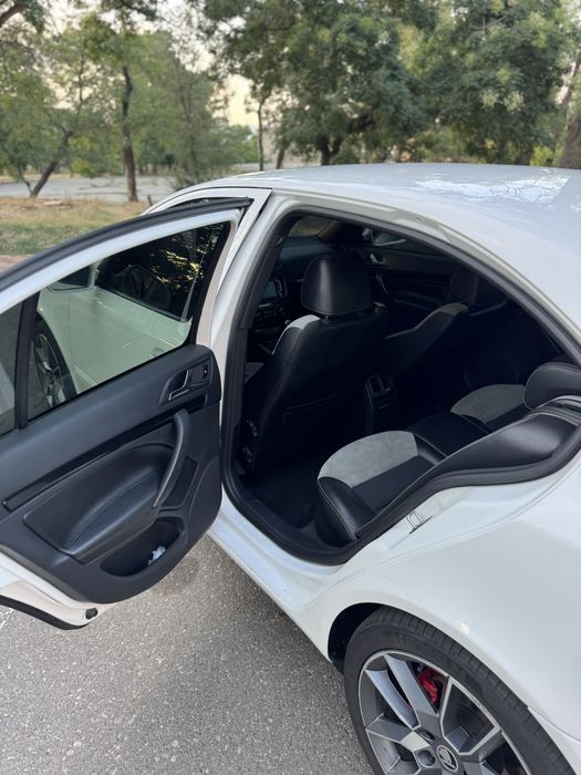Skoda Octavia RS 2011 2.0T