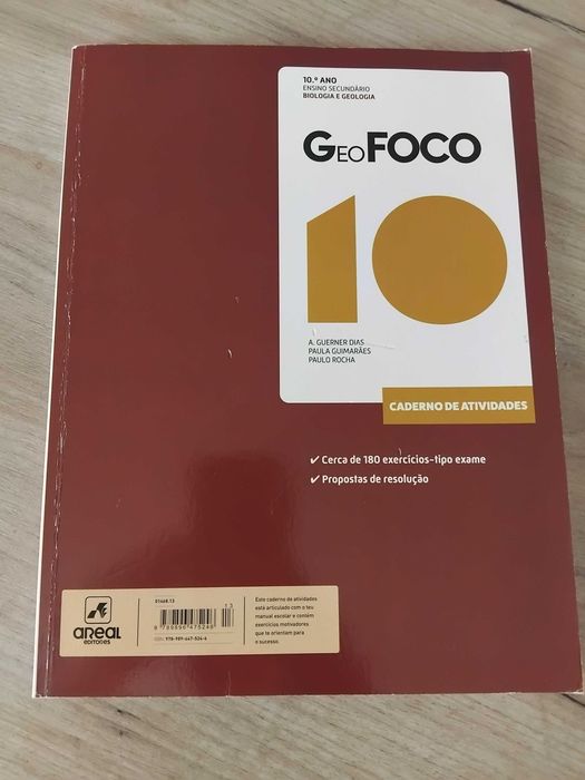 Cadernos de atividades  e preparação para exames