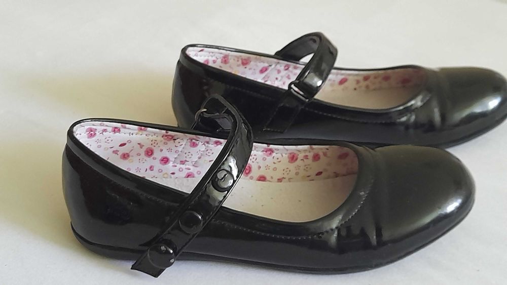 Baleriny lakierki Wojtyłko, rozmiar 33