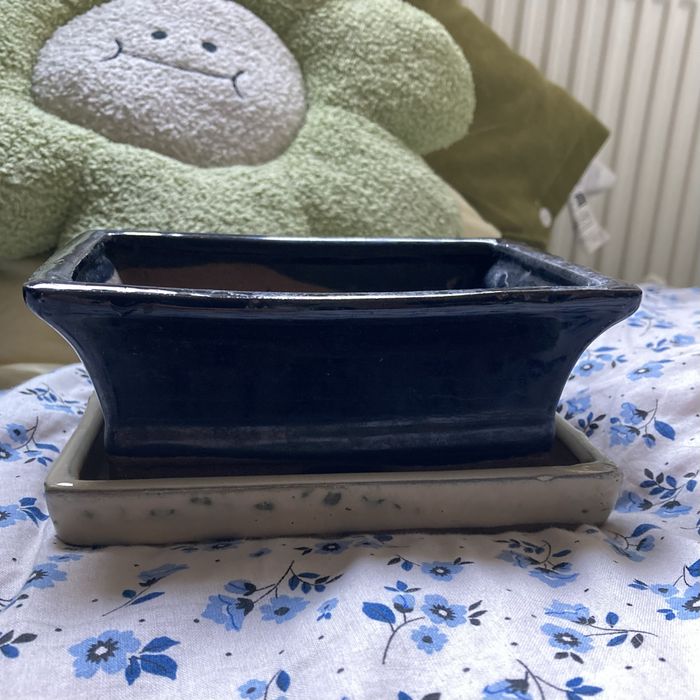 Doniczka do bonsai ceramiczna granatowa z podstawką